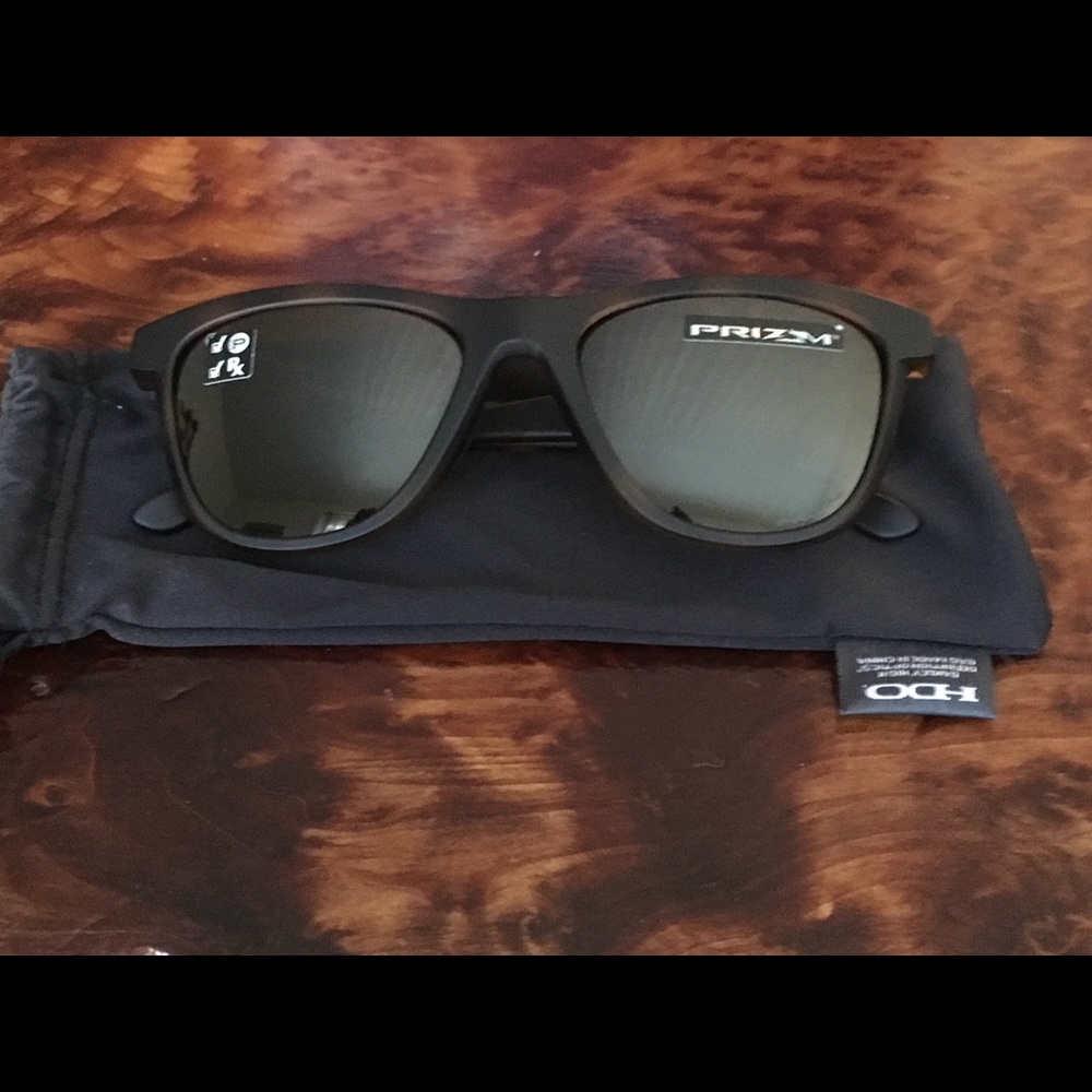 Brand new Oakley Moonlighter tortoise sunglasses